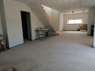 Villa in Vendita a Cartoceto, 330'000€, 400 m²