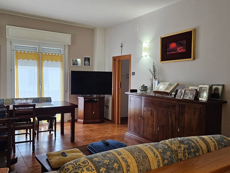 Appartamento in Vendita a Fano, 324'000&euro;, 210 m²