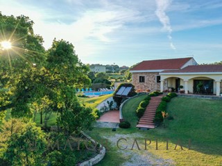 Villa in Vendita a Telti, 750'000€, 223 m²