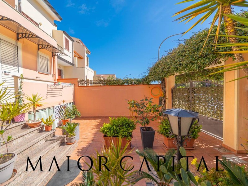 Villetta a schiera in Vendita a Siniscola, 240'000€, 100 m²