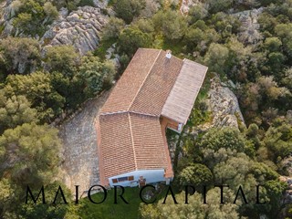 Villa in Vendita a Arzachena, 890'000€, 124 m²