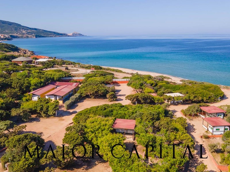 Immobile commerciale in Vendita a Valledoria, 6'000'000€, 76737 m²