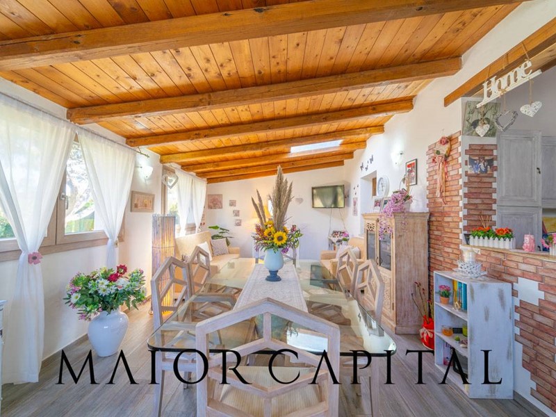 Casa Indipendente in Vendita a Arzachena, 390'000€, 135 m²