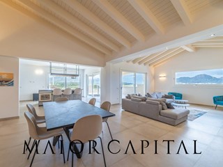 Quadrilocale in Vendita a Olbia, 850'000€, 360 m²