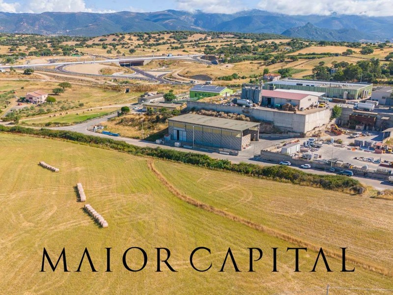 Immobile commerciale in Vendita a Oschiri, 350'000€, 850 m²