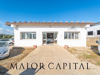 Attività commerciale in Vendita a Oschiri, 333'000€, 500 m²