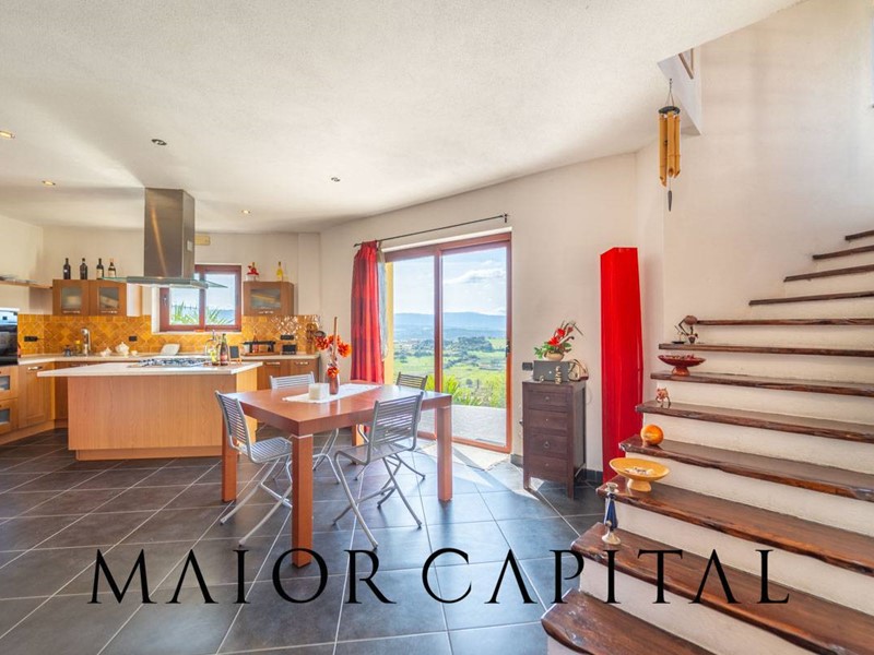 Villetta a schiera in Vendita a Berchidda, 220'000€, 300 m²