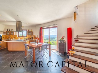 Villetta a schiera in Vendita a Berchidda, 220'000€, 300 m²