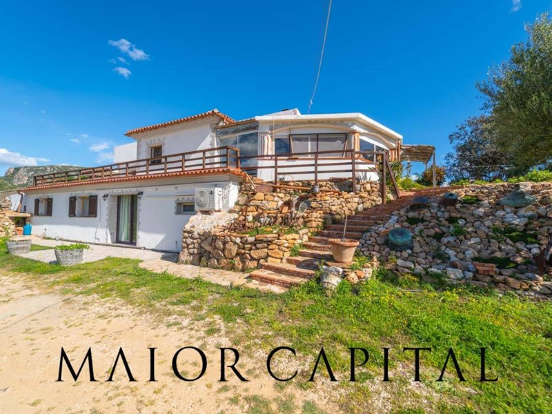 Casa Indipendente in Vendita a Siniscola, 310'000€, 240 m²