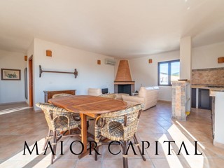Trilocale in Vendita a Torpè, 120'000€, 83 m²