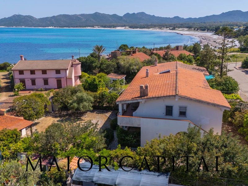 Villa in Vendita a Siniscola, 630'000€, 260 m²