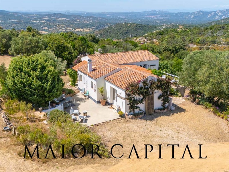 Casa Indipendente in Vendita a Olbia, 590'000€, 170 m²