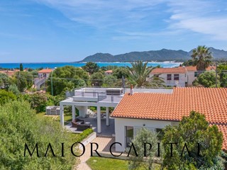 Casa Indipendente in Vendita a Siniscola, 790'000€, 174 m²