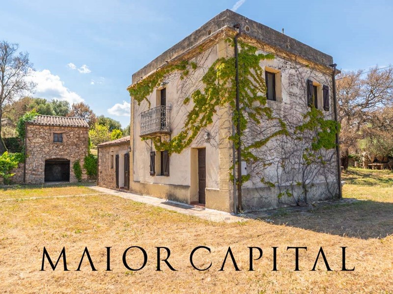 Casa Indipendente in Vendita a Telti, 530'000€, 230 m²