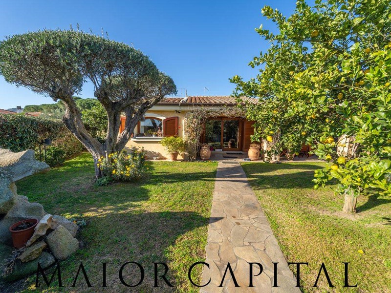 Villa in Vendita a Loiri Porto San Paolo, 735'000€, 121 m²
