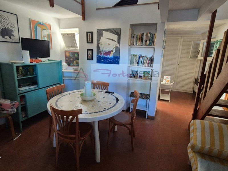 Villa in Vendita a Forte dei Marmi, 650'000€, 70 m²