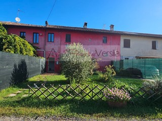 Rustico in Vendita a Caorso, 89'000€, 215 m²