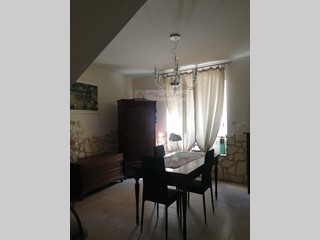 Villa in Vendita a Massa, 560'000&euro;, 180 m²