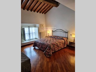 Appartamento in Vendita a Viareggio, 640'000€, 130 m²