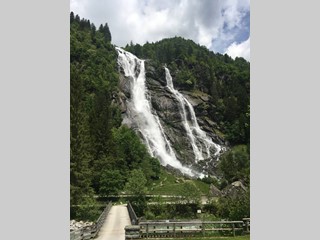 Attività commerciale in Vendita a Caderzone Terme, 440 m²