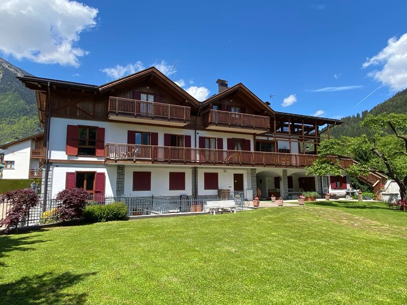 Appartamento in Vendita a Pinzolo, 240 m²