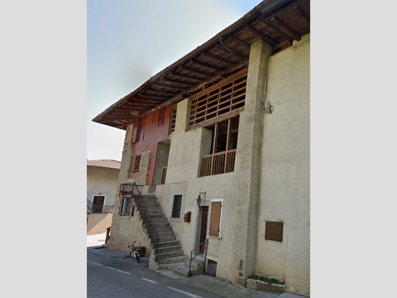 Casa Semi Indipendente in Vendita a Bleggio Superiore, 53'000€, 90 m²