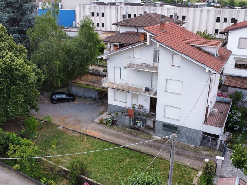 Appartamento in Vendita a Lesegno, 45'000€, 100 m²