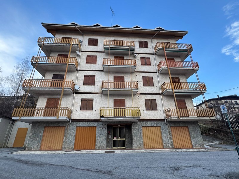Bilocale in Vendita a Roburent, 33'000€, 60 m²