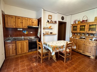 Trilocale in Vendita a Roburent, 49'000€, 42 m²