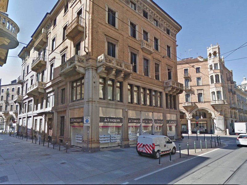 Appartamento in Vendita a Torino, 719'000€, 157 m²