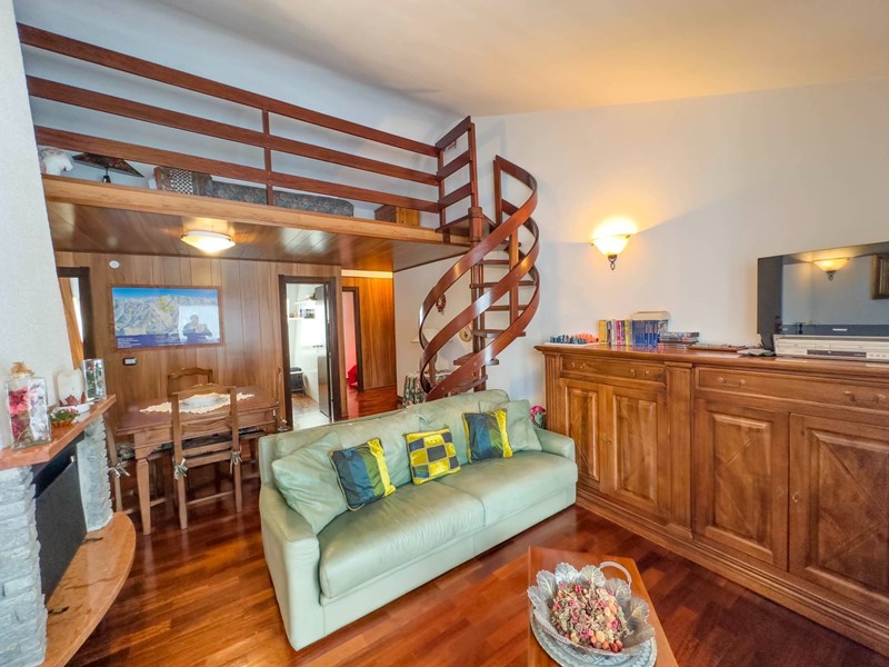 Quadrilocale in Vendita a Sauze d'Oulx, 420'000€, 81 m²