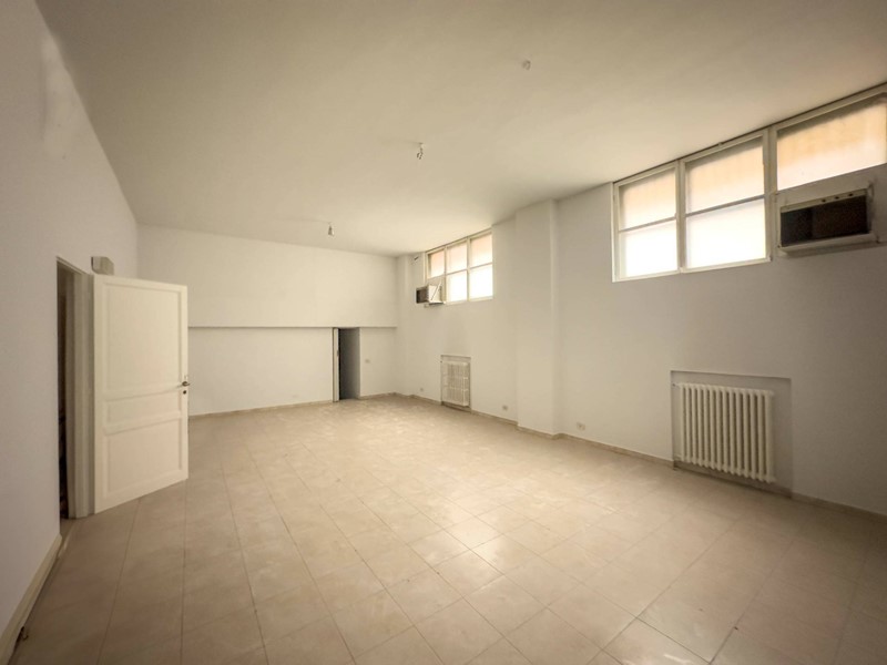 Magazzino in Vendita a Torino, 195'000€, 152 m²