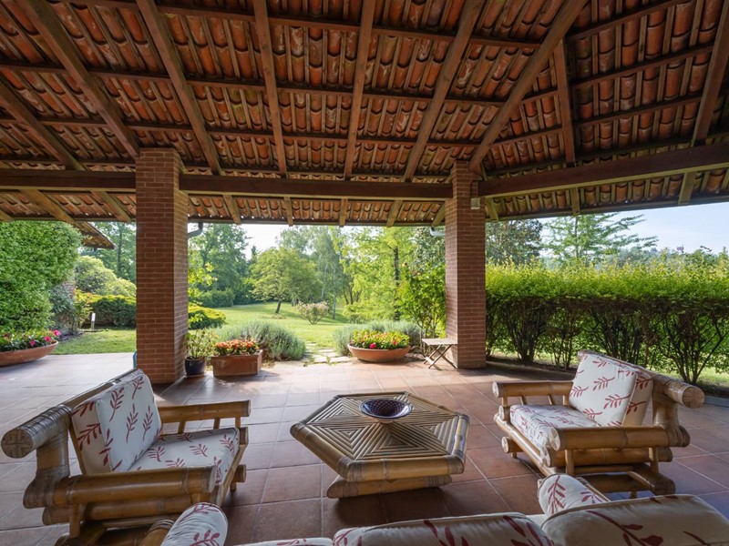 Villa in Vendita a Montafia, 580'000&euro;, 680 m², con Box