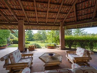 Villa in Vendita a Montafia, 580'000&euro;, 680 m², con Box