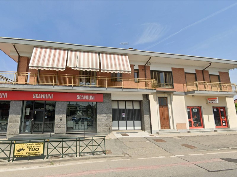 Casa Semi Indipendente in Vendita a Chivasso, 330'000€, 313 m²