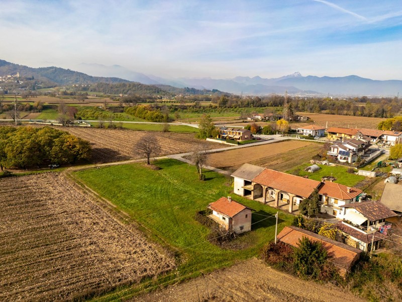Terreno agricolo in Vendita a Vignolo, 210'000€, 30048 m²