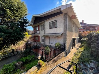 Bilocale in Vendita a Pino Torinese, 79'000€, 59 m²