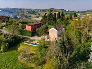 Rustico in Vendita a Costigliole d'Asti, 1'120'000&euro;, 464 m²
