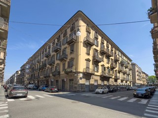 Immobile commerciale in Vendita a Torino, 269'000€, 150 m²
