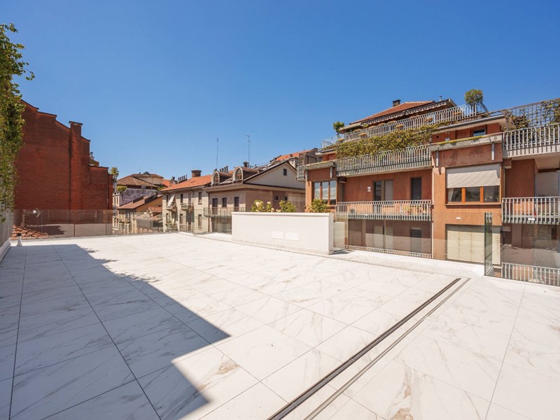 Attico in Vendita a Torino, 1'270'000€, 204 m², con Box
