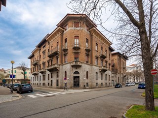 Appartamento in Vendita a Torino, 495'000€, 155 m²