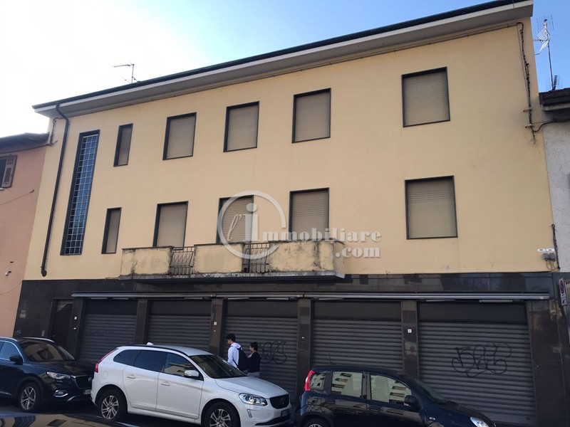 Appartamento in Vendita a Bollate, 720'000€, 502 m²
