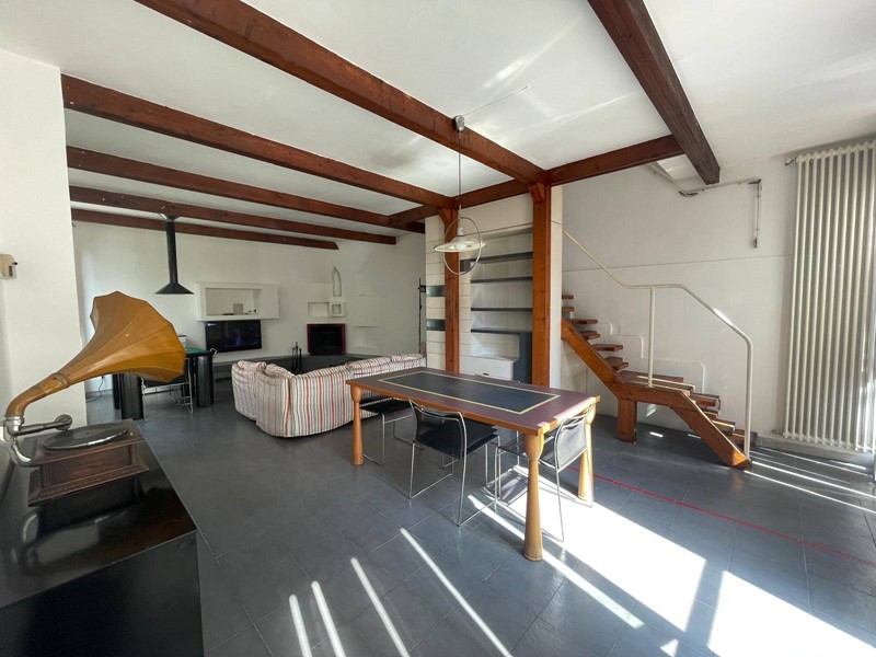 Casa Semi Indipendente in Vendita a Torino, 229'000€, 220 m²