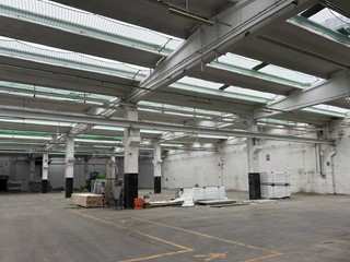 Capannone in Affitto a Settimo Torinese, 6'200€, 2500 m²
