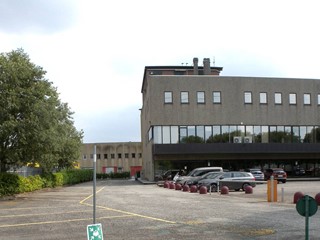 Ufficio in Affitto a Venaria Reale, 3'250€, 496 m²