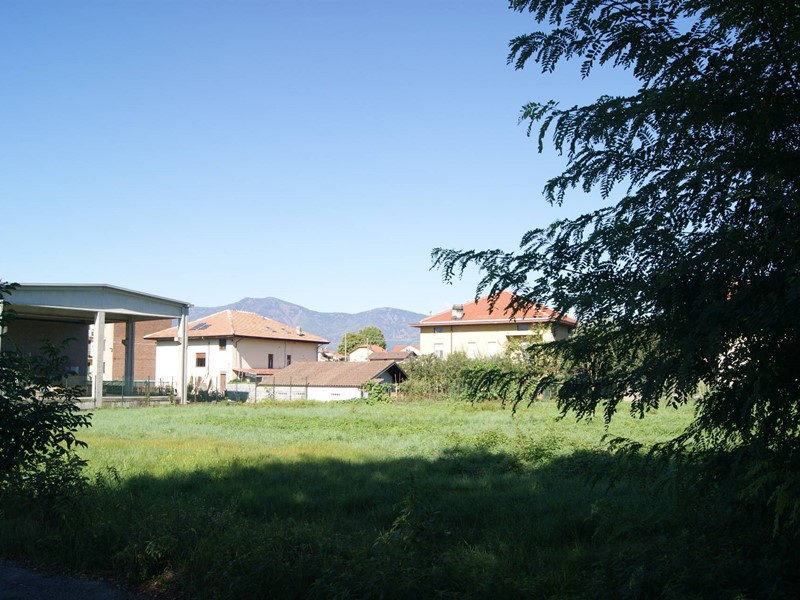 Terreno edificabile in Vendita a Ciriè, 160'000€, 3048 m²