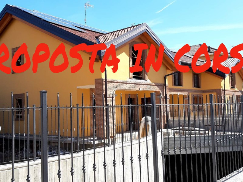 Villa in Vendita a San Maurizio Canavese, 330'000€, 200 m²
