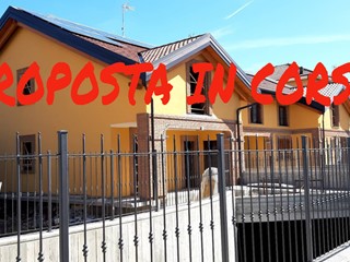 Villa in Vendita a San Maurizio Canavese, 330'000€, 200 m²
