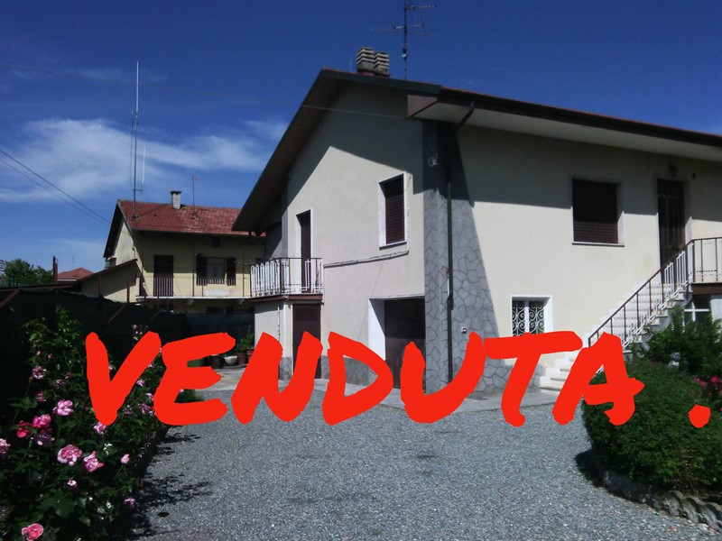 Villa in Vendita a San Maurizio Canavese, 230'000&euro;, 224 m²