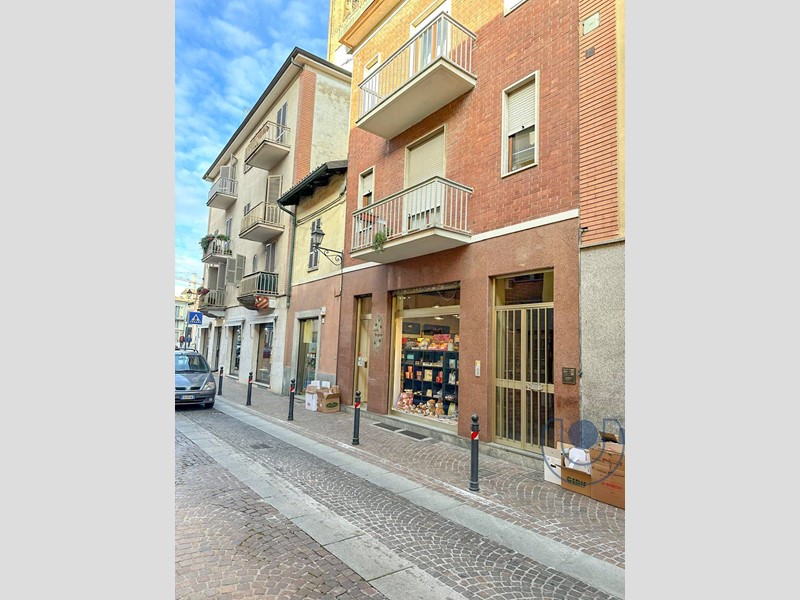 Trilocale in Vendita a Chieri, 68'000€, 70 m²